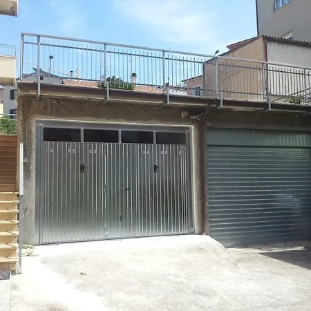 Montessori Apartmán Castelfidardo